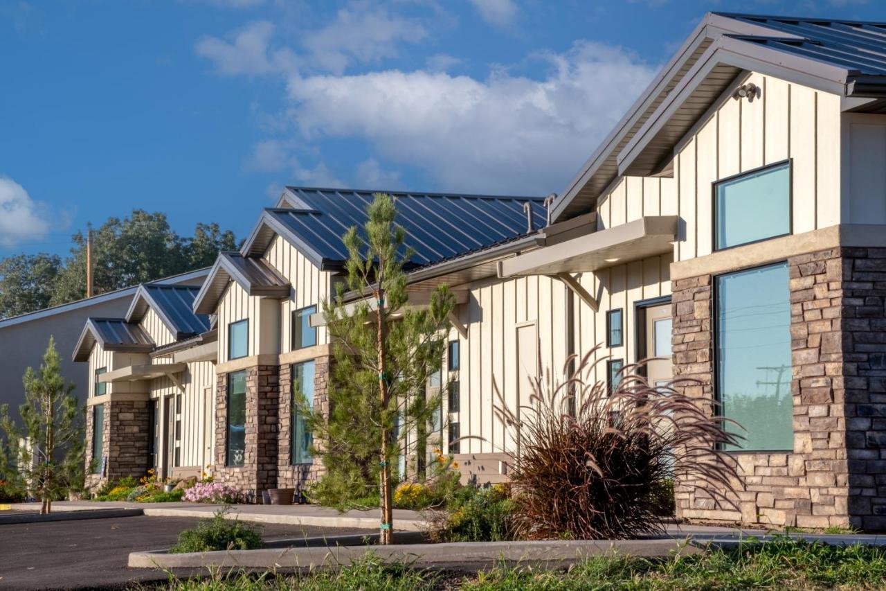 South Zion Inn And Suites Hildale Bagian luar foto